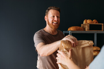 Baker serving Customer