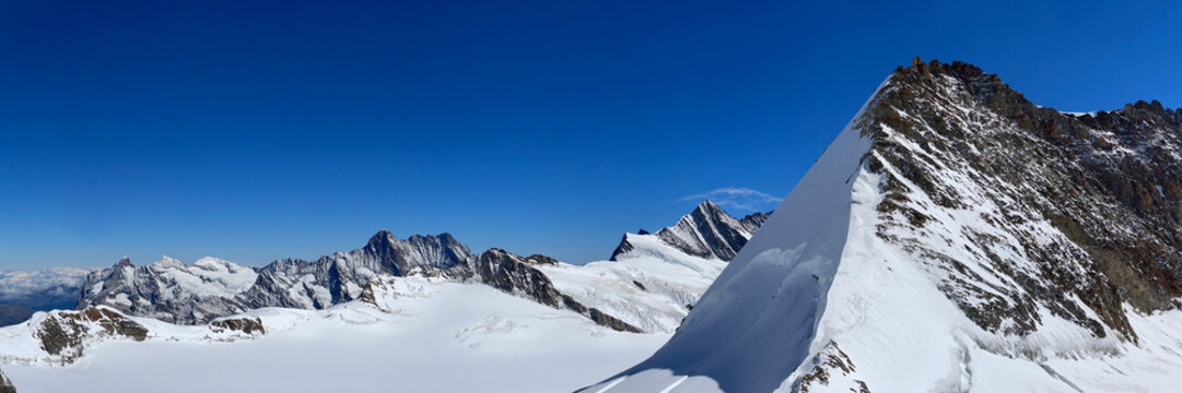 Top of Europe Glacier from M&ouml;nchsjochh&uuml;tte