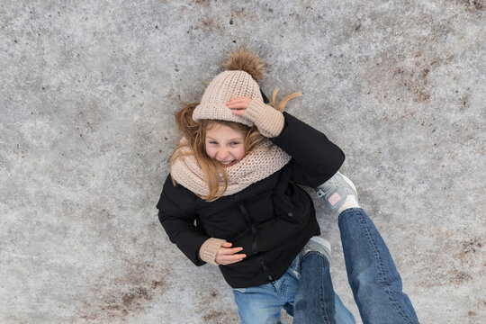 Teen girl slipped and fell on icy ground