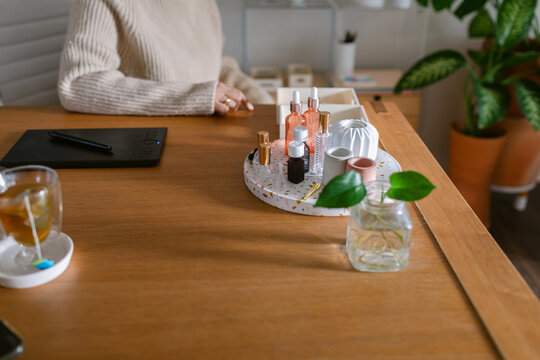 Perfume biology desk