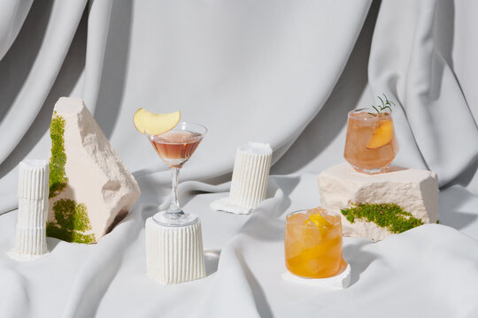 Delicious hot punch for winter and Christmas with fruits and wine