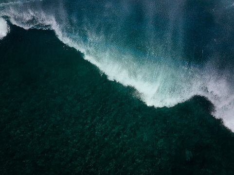 Top down view of empty ocean wave