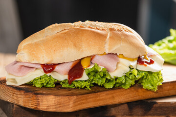 ham cheese and lettuce sandwich