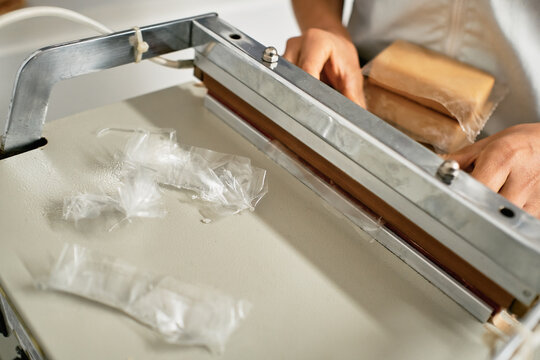 Man packing dulce de leche
