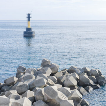 Concrete block and Beacon close-up.