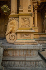 Obraz premium Kelaniya Rajamahaviharaya ancient Buddhist historical building architecture in Sri Lanka 
