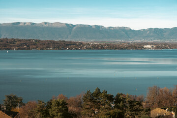Obraz premium vue sur Chambésy et Bellevue depuis Cologny