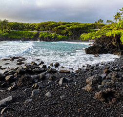 Fototapeta na wymiar Pailoa Black Sand Beach, Waianapanapa State Park, Maui, Hawaii, USA