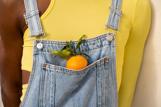 Overall pocket with mandarin orange
