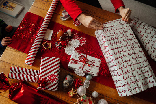 Christmas gift wrapping