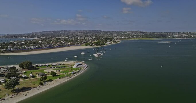 San Diego California Aerial v80 flyover vacation isle, fly along the shore of crown point park and beach with fiesta mission bay views at daytime in summer - Shot with Mavic 3 Cine - September 2022