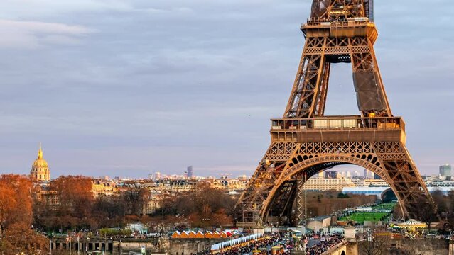 Timelapse of Eiffel Tower at sunset in Paris, France