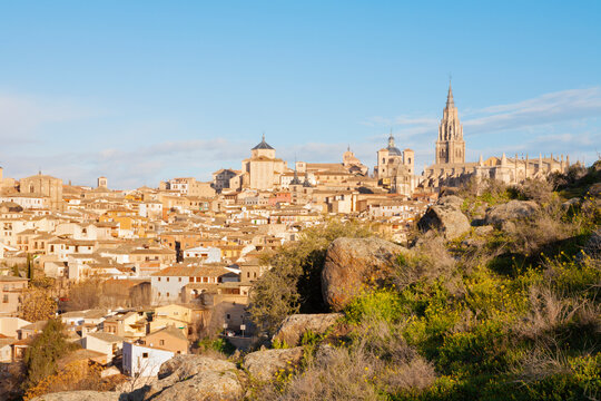 Toledo - City and cathedral in the morning light.