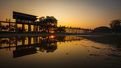 Fototapeta premium The U Bein Bridge at sunset in Mandalay Myanmar