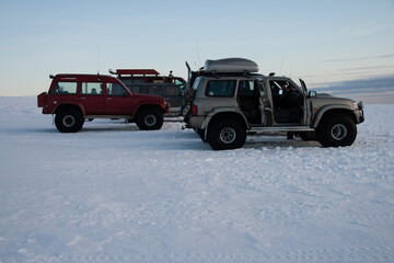 viaje en 4x4  en un glaciar © Ralda Photo