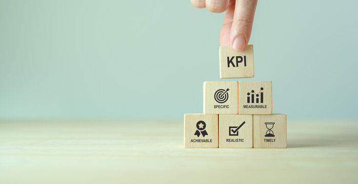 Effective and smart key performance indicators (KPIs) to measure and evaluate progress. Specific, measurable, achievable, realistic, timely. Tracking performance, setting goals and making decisions.