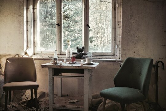 Verlassender Ort - Grusselig - Beatiful Decay - Verlassener Ort - Urbex / Urbexing - Lost Place - Artwork - Creepy - High quality photo	