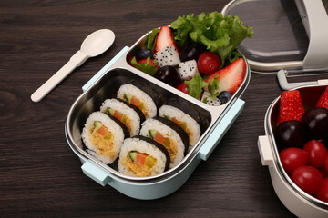 Lunch box with vegetable