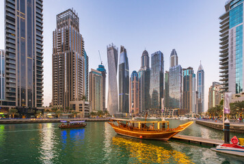 Fototapeta na wymiar Modern buildings in Dubai Marina UAE