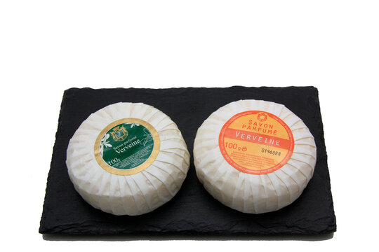 petits savons de voyage marque, 