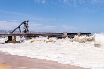 a big wave on viña del mar beach, chile