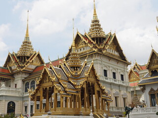 famous thailand buddhist building temple