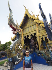 Fototapeta na wymiar chiang rai famous blue temple