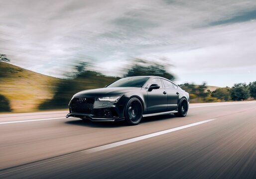Malibu, CA, USA
January 20, 2023
Black Audi RS7 