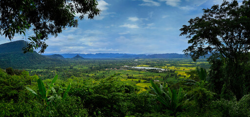 Fototapeta na wymiar View of the Khammouane valley , in the center of laos