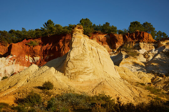 Colorado Proven&ccedil;al de Rustrel in Provence. Its different colored ochre rocks are well known. In some places ocher is still mined to obtain natural colors for the arts and crafts. France. Tourist.