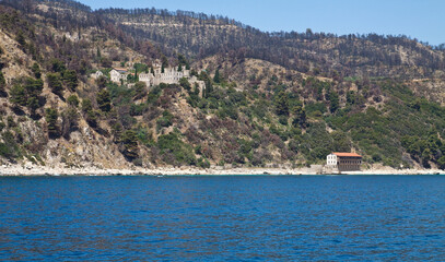 Gli splendidi monasteri del monte Athos visti dal mare, Grecia