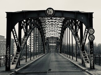 Obraz premium Eiswerderbrücke S/W