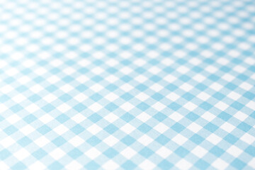 水色のチェック柄の紙のクローズアップ