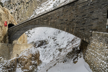 Teufelsbrücke in der Schöllenenschlucht, bei Andermatt, Kanton Uri, Schweiz