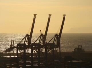 Obraz premium sunset in the port