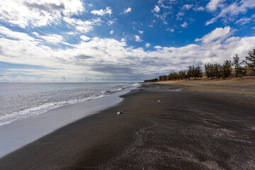 Fototapeta na wymiar L'Etang-Sale, Reunion Island - The beach