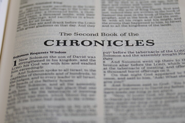 Obraz premium title page from the book of 2nd Chronicles in the bible or torah for faith, christian, jew, jewish, hebrew, israelite, history, religion