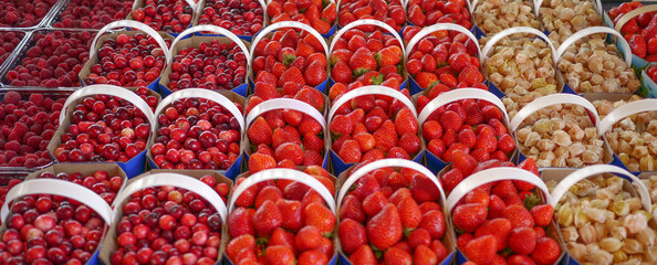 Fraises et framboises, petits fruits, panier, paniers, horizontal