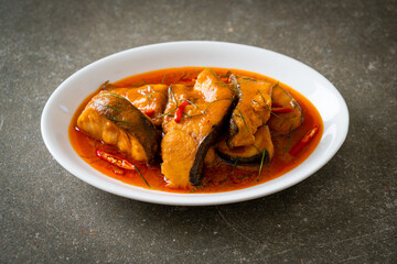 Redtail Catfish Fish in Dried Red Curry Sauce that called Choo Chee