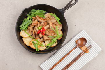 Finely chopped small intestine seasoned and grilled.
