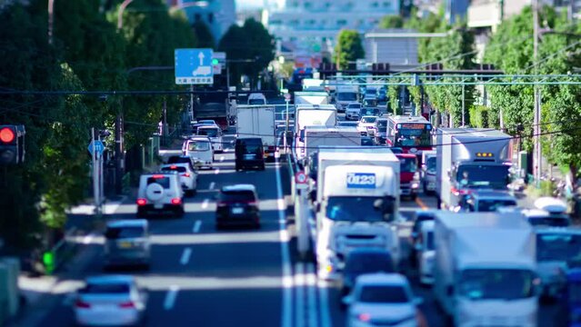 A timelapse of the miniature traffic jam at the downtown street in Tokyo zoom