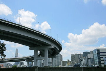 東京都港区芝浦、レインボーブリッジ