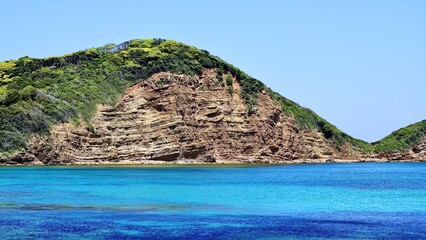 長崎県壱岐島の壱岐の土台石が見える海の風景