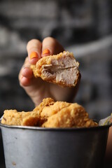 Nuggets de pollo cortado