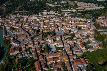 Fossombrone in Italy with Drone | Luftbilder vom Dorf Fossombrone in Italien