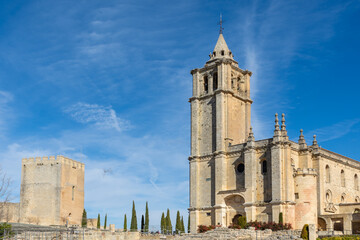 Fototapeta na wymiar View of the Iglesia Mayor Abacial in the Fortress of La Mota, Alcalá la Real (Spain), on a sunny winter morning