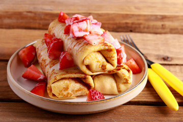 Crepe rolls with filling