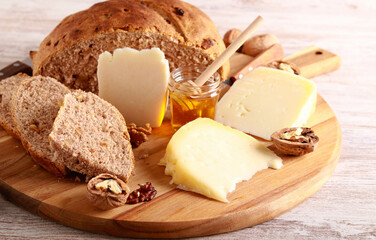 Cheese board with walnut bread