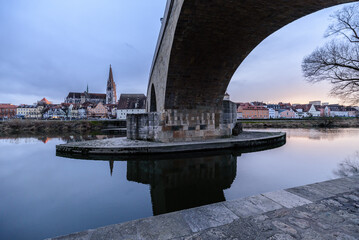Steinerne Brück in Regensburg im Winter
