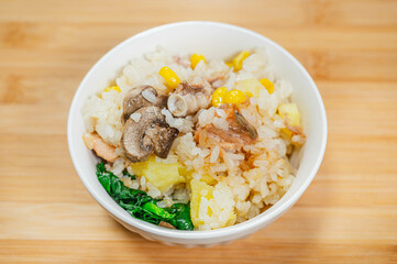 鮭の中骨とジャガイモの炊き込みピラフ